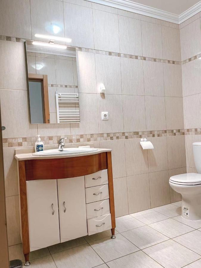 Peniche Master Bedroom With Sea View Balcony, Private Bathroom, Shared Kitchen, Swimming Pool, Surfing Resort Atouguia Da Baleia Esterno foto