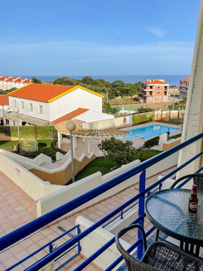 Peniche Master Bedroom With Sea View Balcony, Private Bathroom, Shared Kitchen, Swimming Pool, Surfing Resort Atouguia Da Baleia Esterno foto